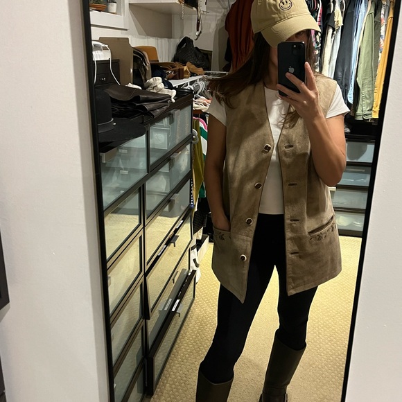 BEIGE GENUINE LEATHER VEST  SZ M - Picture 12 of 12